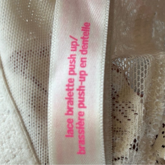 PINK Victoria's Secret Floral Lace Bralette in Cream - Picture 7 of 10